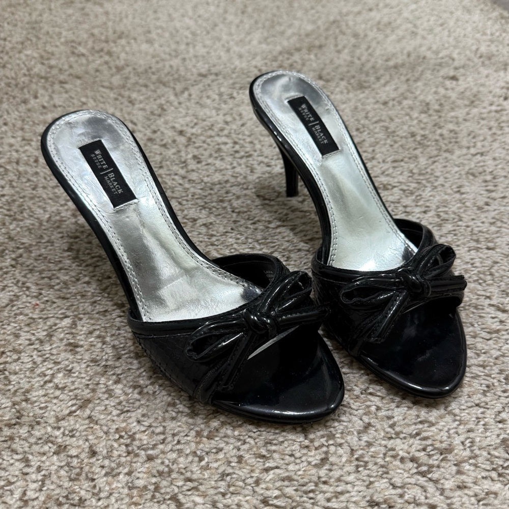 White House Black Market Kitten Heels